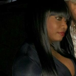 Meet your Posher, Bee